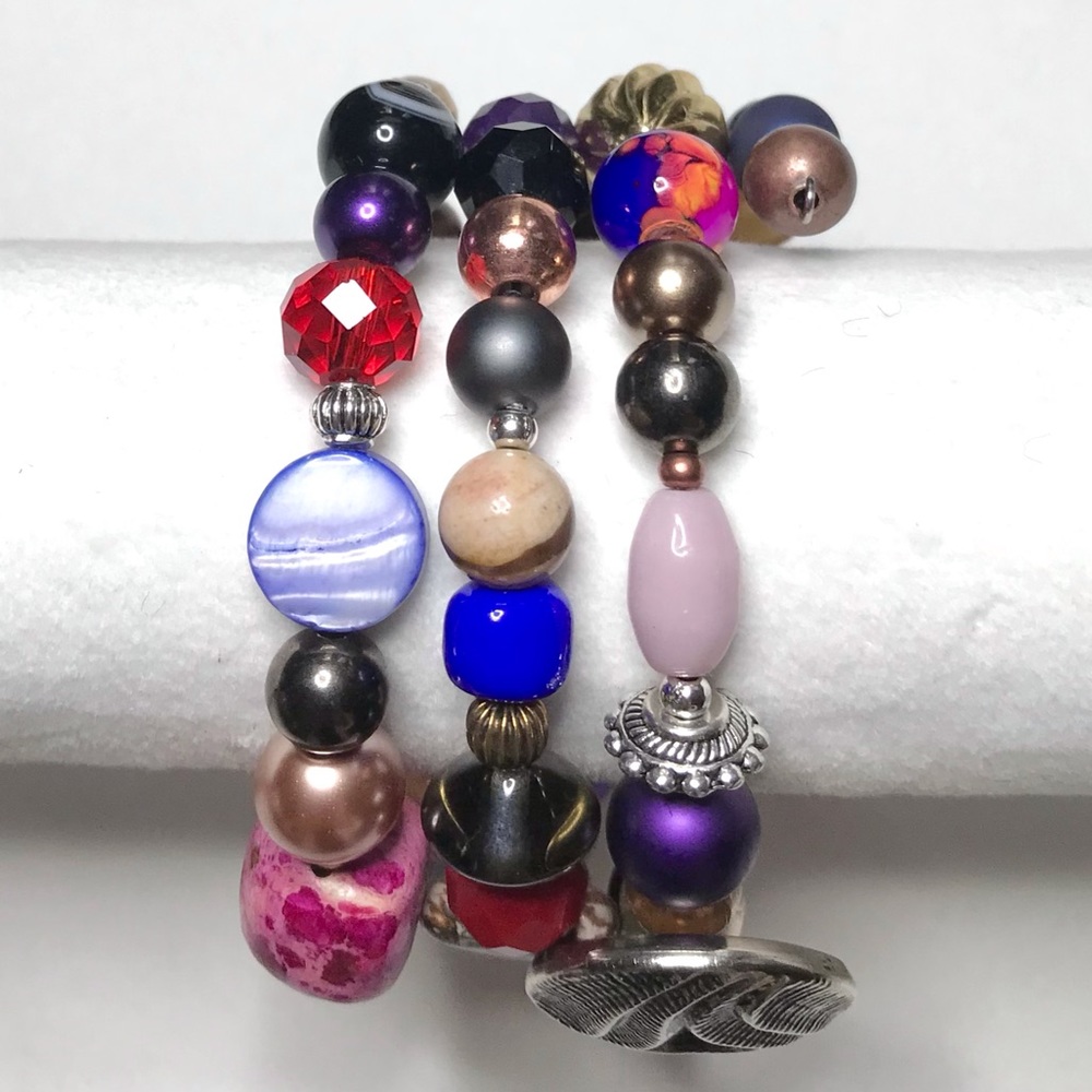 Handmade Bracelet with Vintage and Contemporary Elements (NB79-5H) - Picture 6 of 9